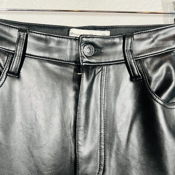 Abercrombie & Fitch 90s Straight Ultra High Rise Faux Leather Pant Black - 27 - Picture 3 of 5
